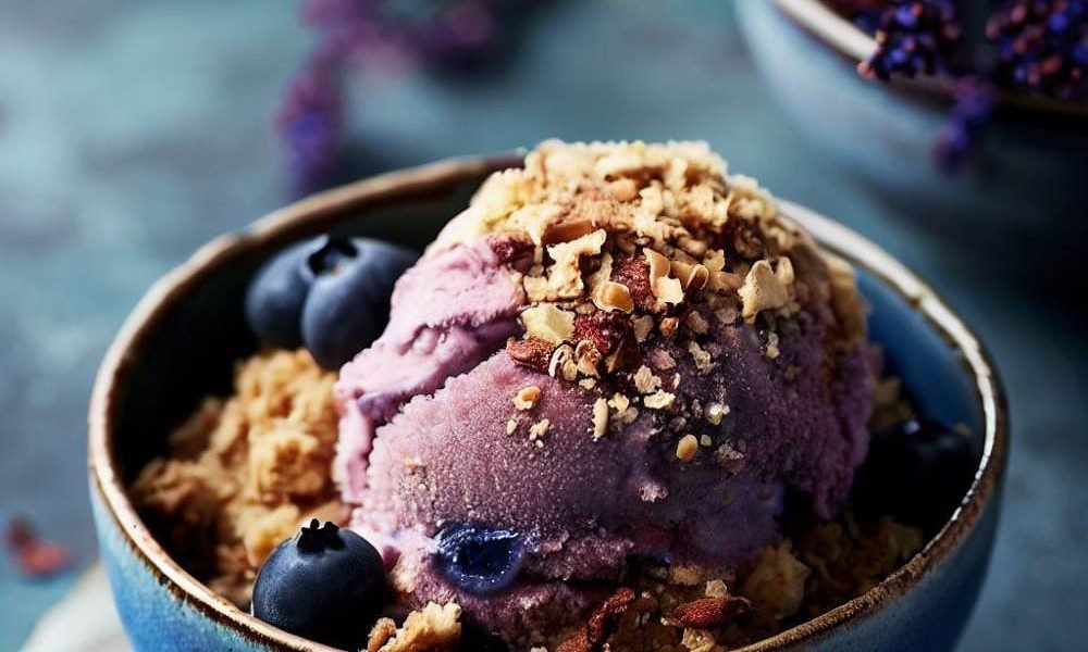 Helado de Arándanos con Crumble de Avena